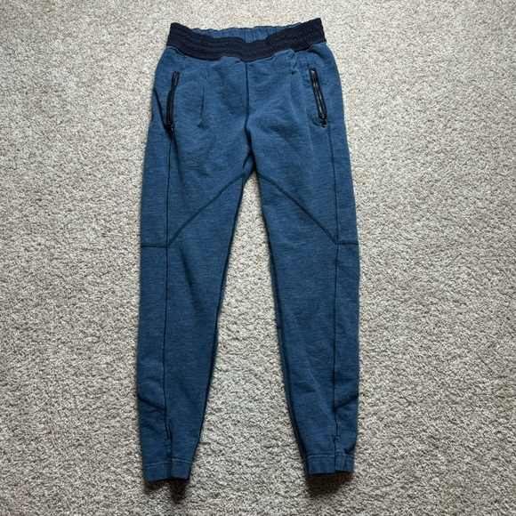 Lululemon All In Pant - Picture 2 of 5